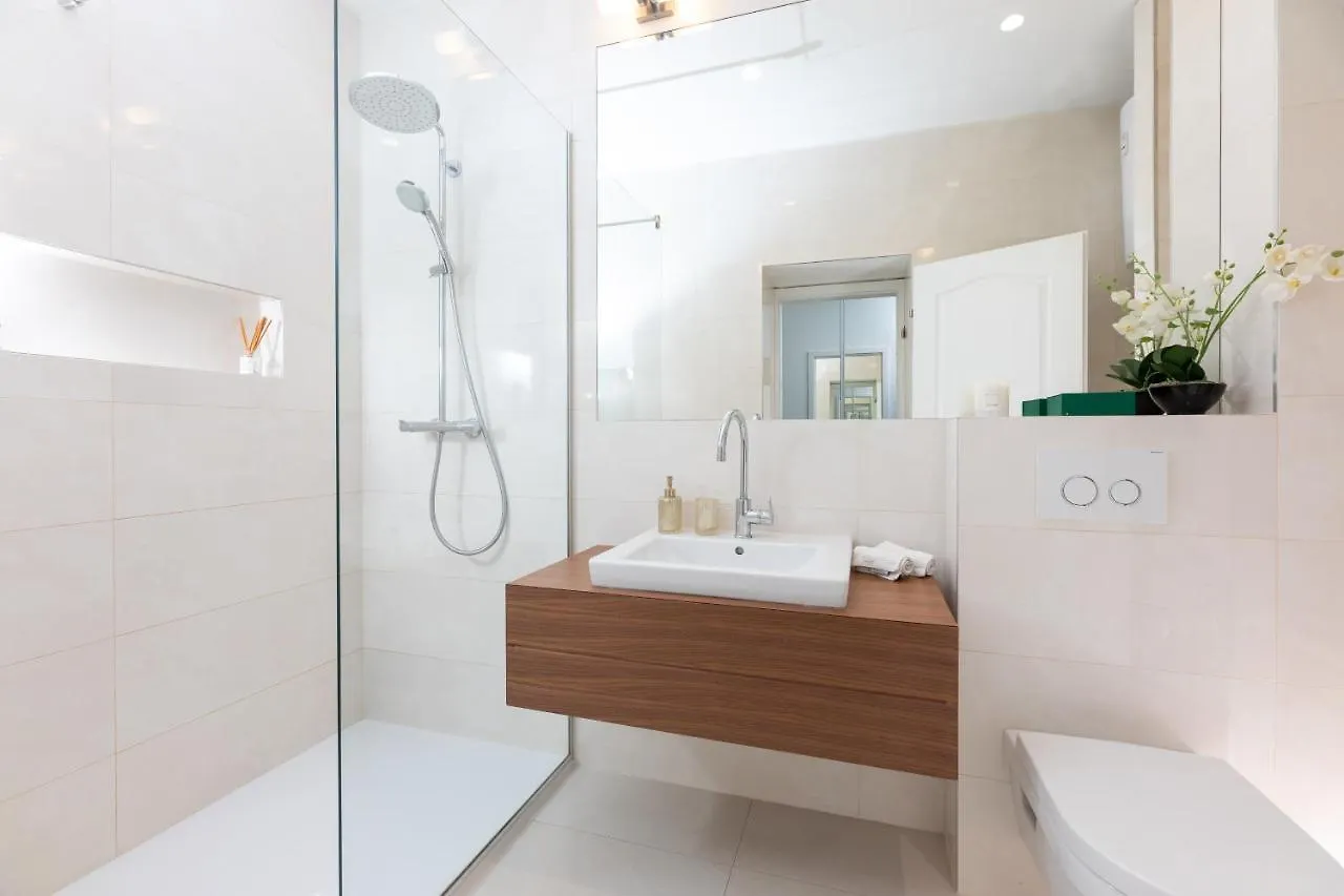 Luxury Apartment Bossa Split