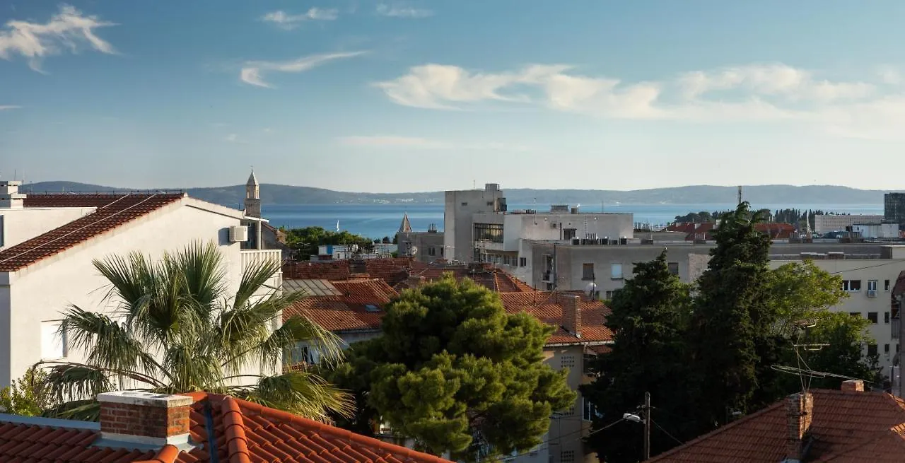 Luxury Apartment Bossa Split 0*,